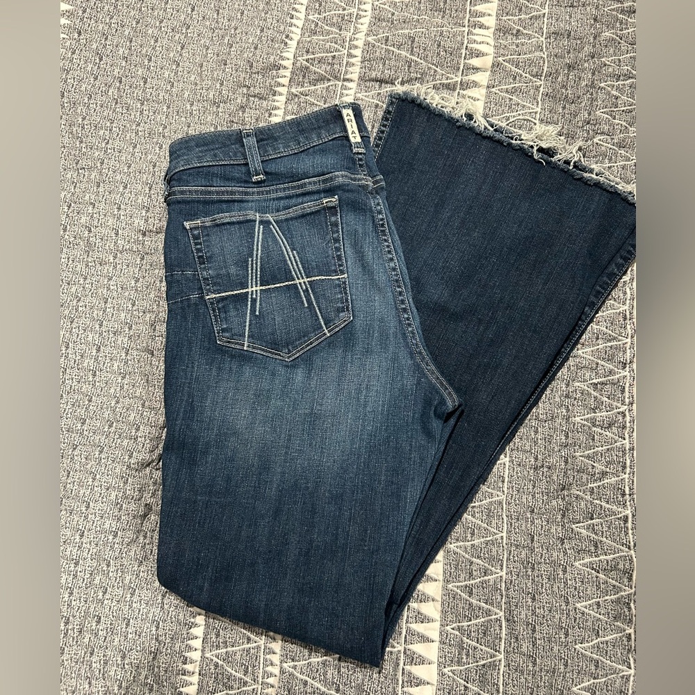 Ariat Women's R.E.A.L. Reagan Flare Jean